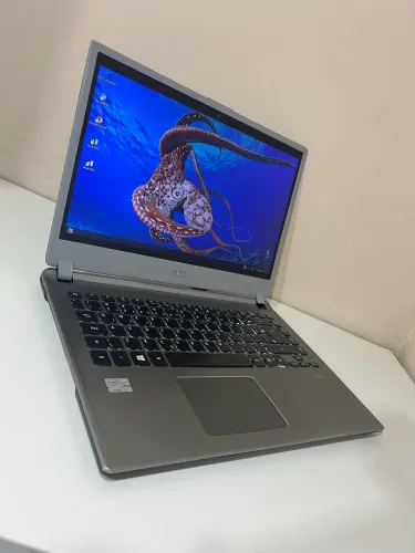 CORE I5 - SSD - 6GB - TECLADO RETROILUMINADO