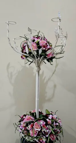 Suporte de velas e flores com pedestal, para decoração, todo em ferro