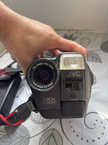 Filmadora JVC
