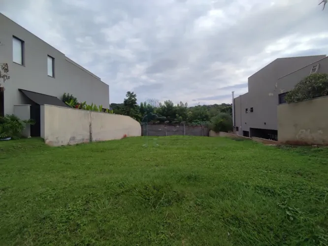 Terreno de 576m² à venda em condomínio - Alphaville