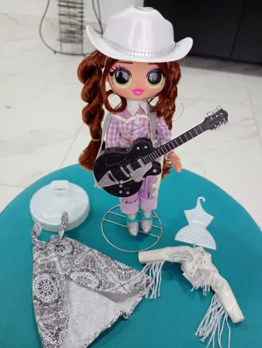 Boneca lol surprise omg Remix