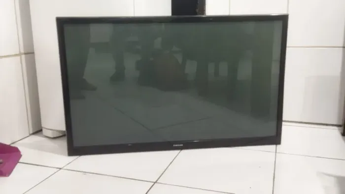 TV Samsung Para Conserto ou Retirada de Peças 42 Polegadas