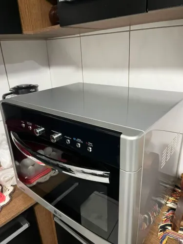 Retirada jardim Miriam vendo microondas grill LG novinho um dos melhores sofisticado