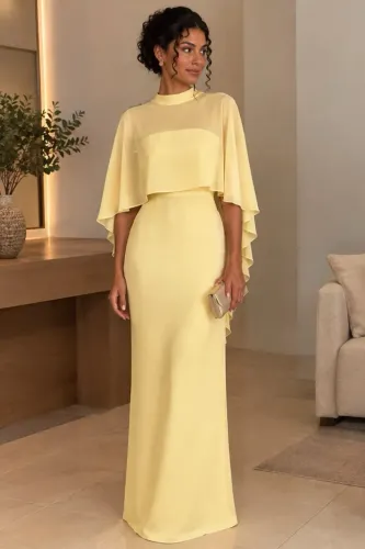 Vestido capa amarelo manteiga