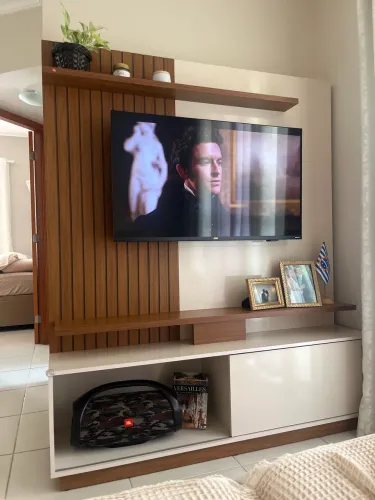 Painel com rack tv