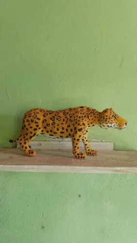 Escultura de Onça pintada