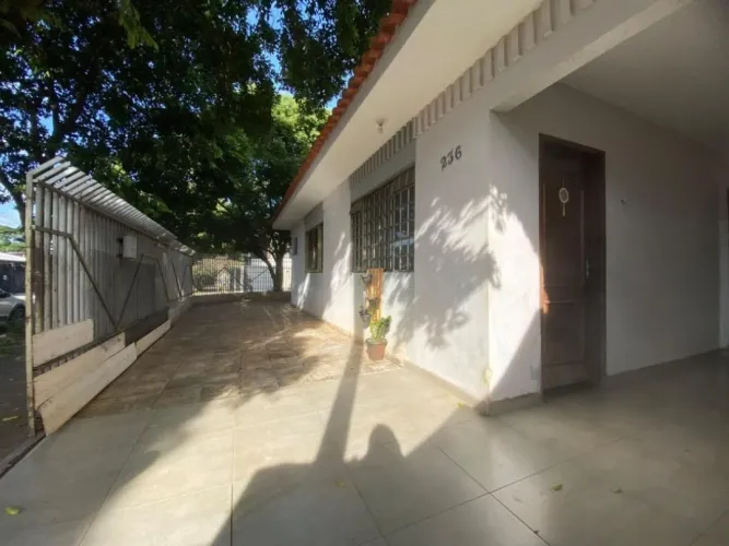 Casa à venda em Vila Ipiranga, Maringá-PR