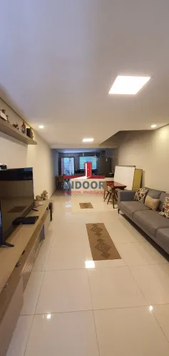 Casa para venda na Vila Nivi, São Paulo-SP: 2 quartos, 1 sala, 2 banheiros, 1 vaga de gara