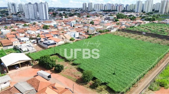 Área Comercial no Parque Oeste Industrial