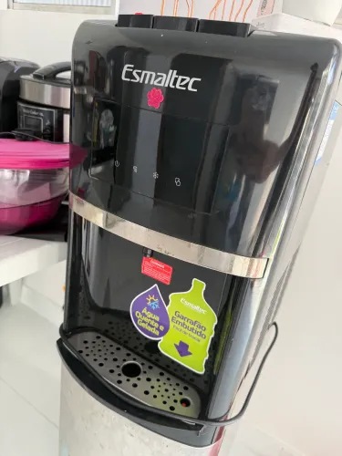 Bebedouro Esmaltec com Garrafão Embutido - Necessita Reparo