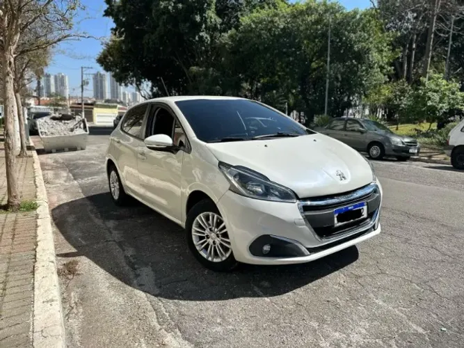 Peugeot 208 Active Pack 1.2 Flex 12V 5P Mec. 2017