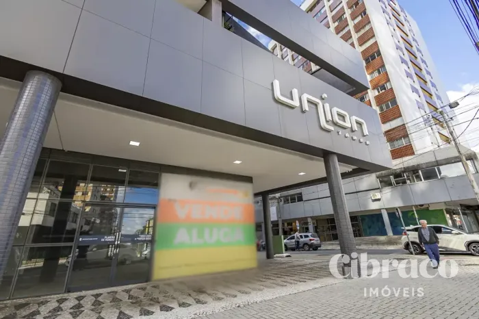 Loja no Água Verde de 522m² - Edifício Union