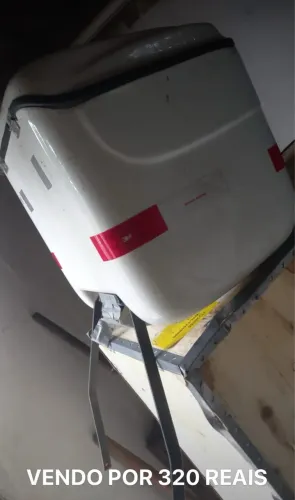 Vendo baú de entrega 
