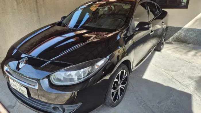 Renault Fluence Sed. Dynamique 2.0 16V Flex Aut. 2013
