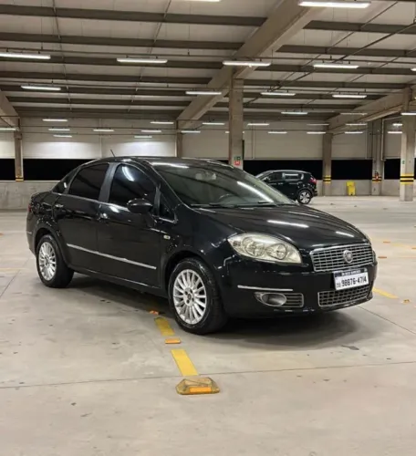 Fiat Linea Absolute 1.9/1.8 Flex Dualogic 4P 2010