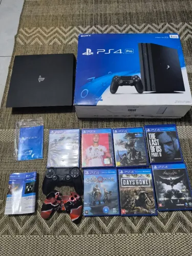 PS4 PRO + 7 jogos