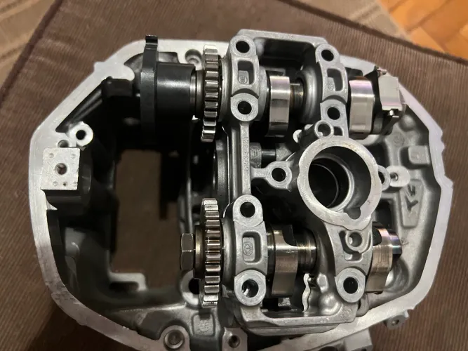 Cabeçote lado esquerdo da gs 1200
