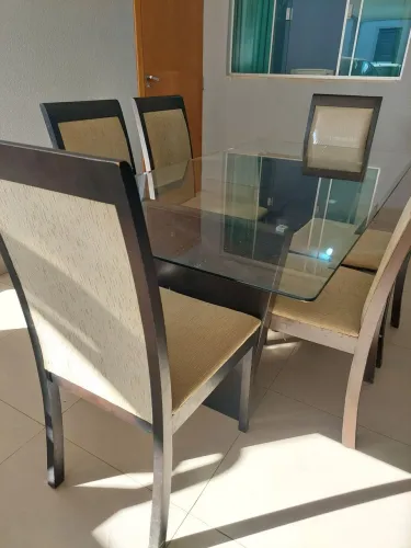 Mesa de jantar 6 cadeiras