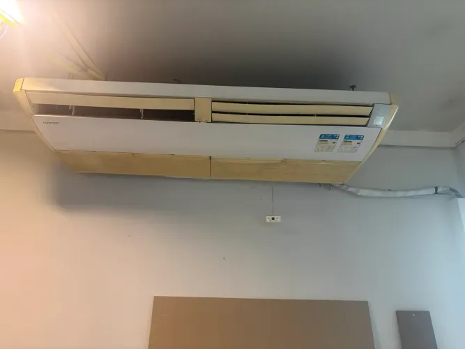 Ar condicionado com defeito 