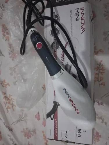 ESCOVA ALISADORA DE CABELO