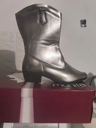 Bota cano curto