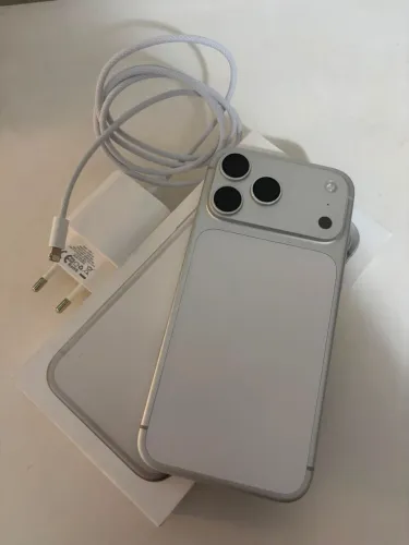 iPhone 17 pro max silver 256 Gb