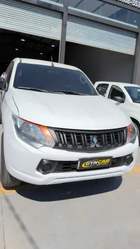 Mitsubishi L200 Triton Sport GLS 2.4 CD Diesel Aut. 2022