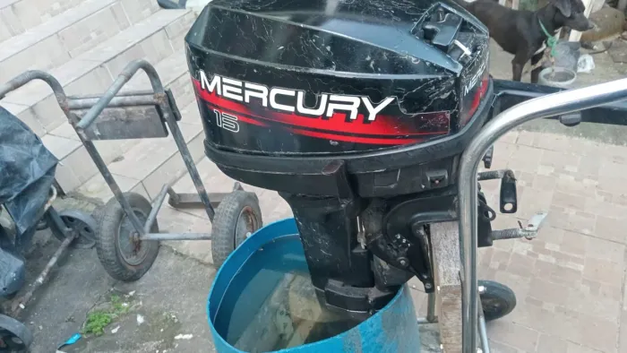 MOTOR MERCURY 15HP (REVISADO) (02TEMPOS) R$5.800 ACEITO CARTÃO (81.9.9372.5232) PAULO