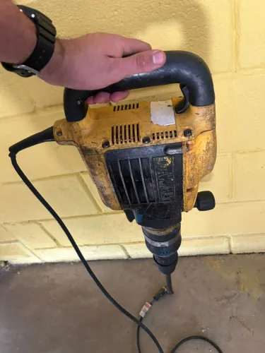 Martelete Dewalt 15kg