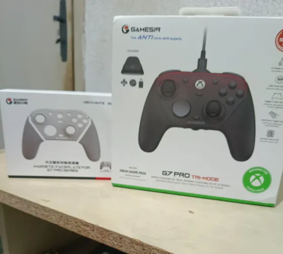 Gamesir g7 pro tri mode + faceplate branca