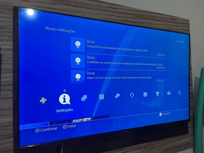 ? PlayStation 4 Fat 500 GB + Controle Nacon + Jogo
