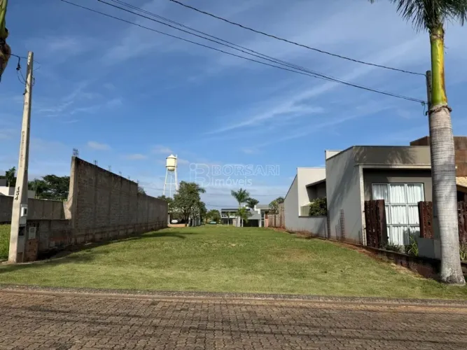 Venda de Terreno / Condomínio na cidade de Araraquara