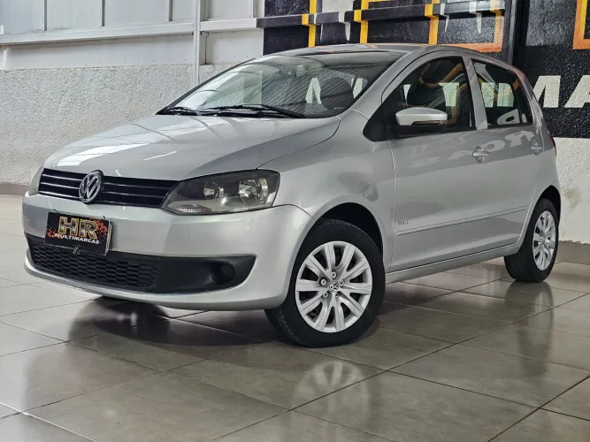 Volkswagen Fox 1.0 MI Total Flex 8V 5P 2012