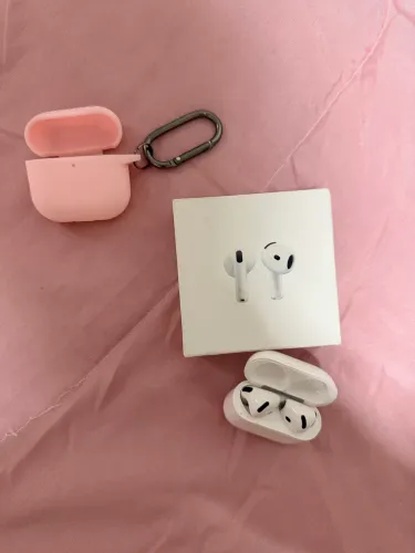 AirPods 4 original