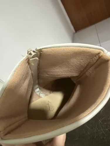 Bota cano curto Off white