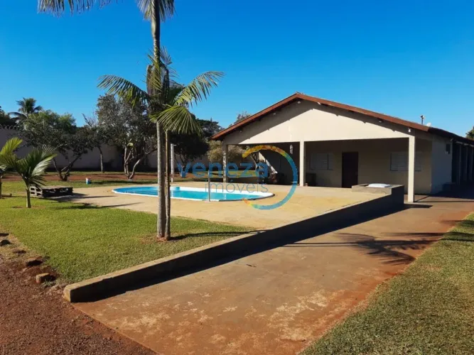 Chácara-Imóvel-Rural com 2 quartos à venda por R$ 1200000.00, 200.00 m2 - BRATISLAVA - CAM