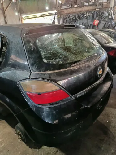 Vectra GT sucata retirada peças