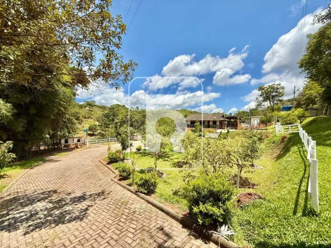 Chácara à venda, 3 quartos, 1 vaga, Alto Maranhão - Congonhas/MG
