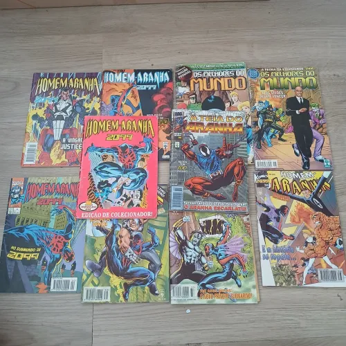 Formatinhos da abril Dc e Marvel (Homem aranha 2099, Teia do aranha e melhores do mundo)