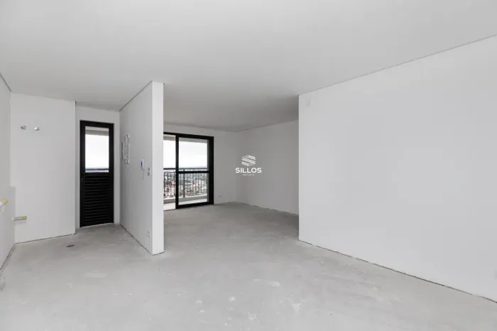 Apartamento à venda com 3 quartos no Cristo Rei em Curitiba