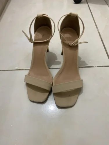 Salto / Sandália sonho dos pés