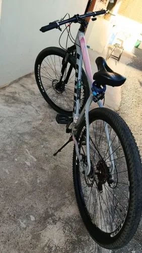 Vendo bike Lotus usada em bom estado 