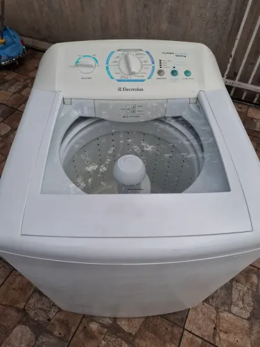 Máquina de lavar eletroux 12 kg turva agitação