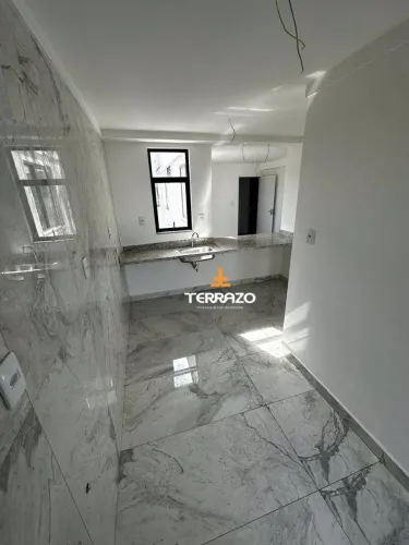 Cobertura com 3 dormitórios à venda, 120 m² por R$ 650.000,00 - Jardim Amália - Volta Redo