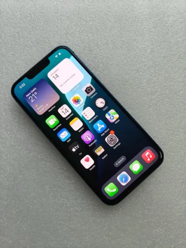 iPhone 13