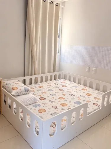 Cama montessoriana casal infantil