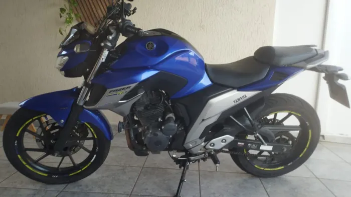  fazer 250cc $18.300 ano 2020