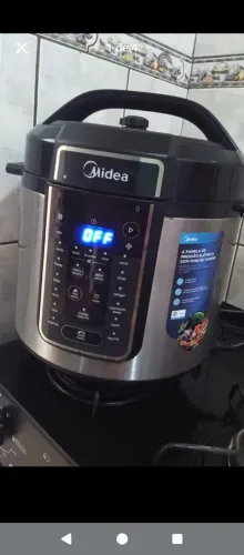 Panela elétrica usada poucas vezes marca midea