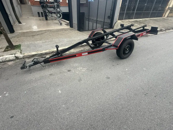 Carretinha para jet ski Usada ano 2024 !