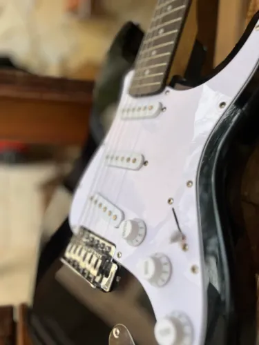 Guitarra Queen?s Stratocaster
